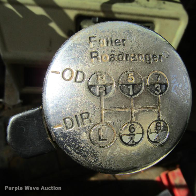 image for item DC0053 1982 Mack RD688S tank truck