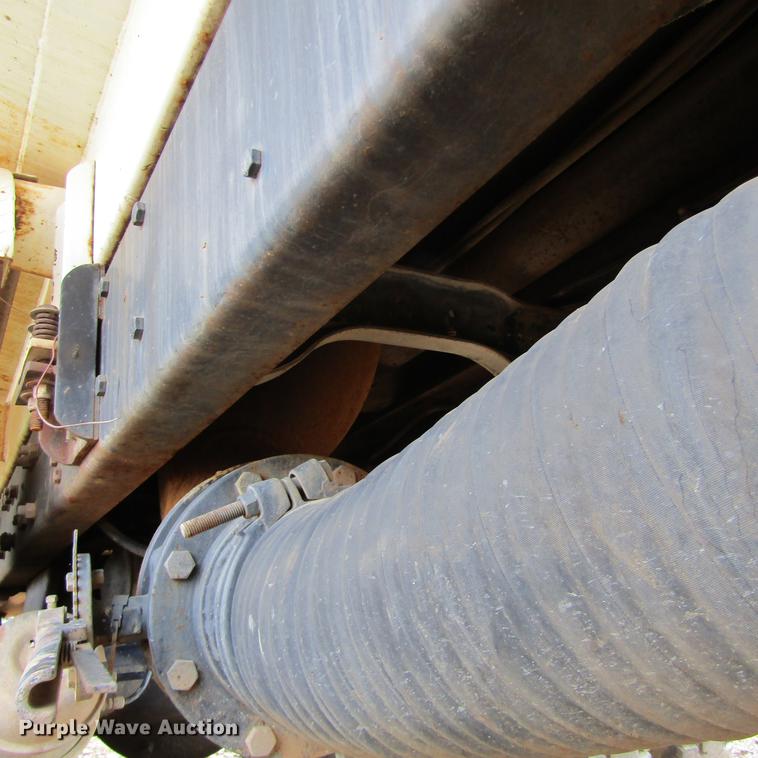 image for item DC0053 1982 Mack RD688S tank truck