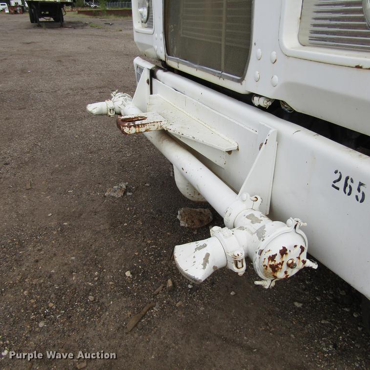 image for item DC0053 1982 Mack RD688S tank truck