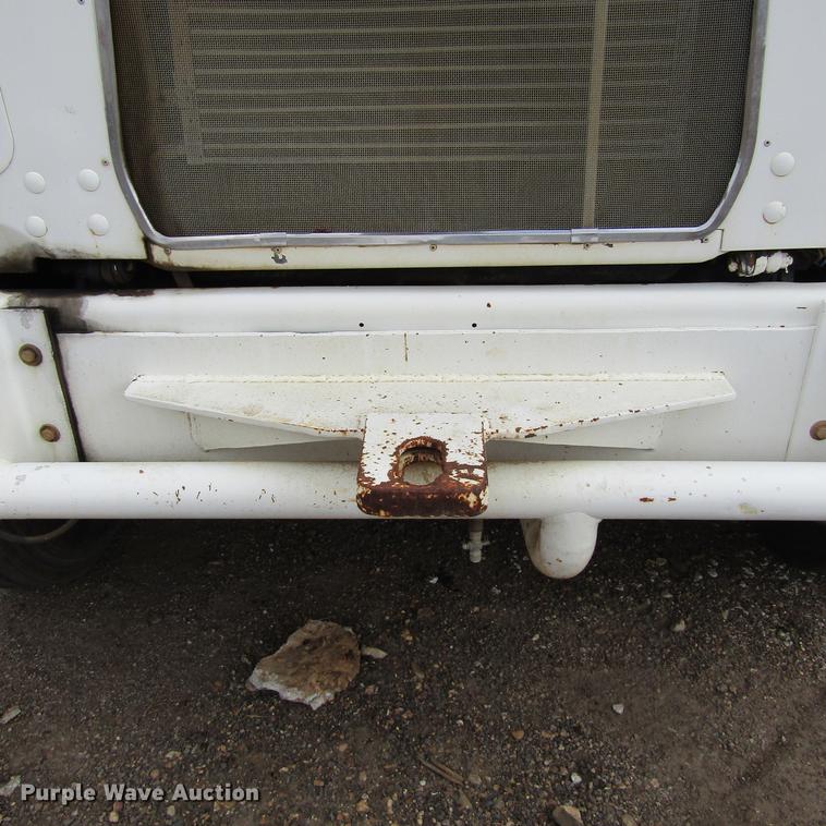 image for item DC0053 1982 Mack RD688S tank truck