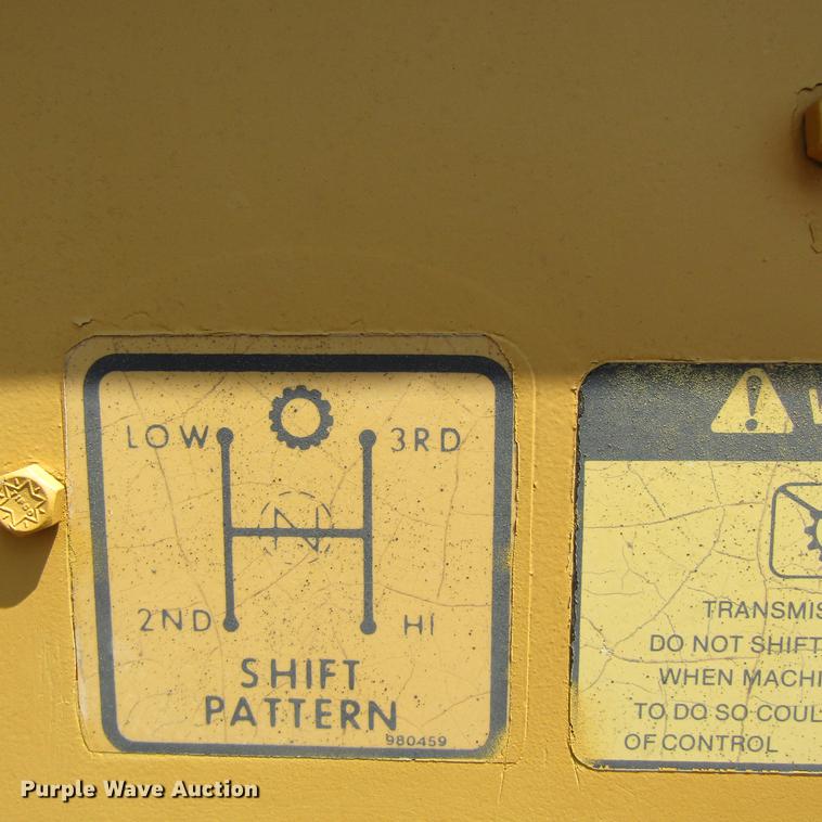 image for item DC0054 1994 Caterpillar PS-130 pneumatic roller