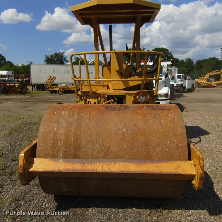 image for item DC0055 1984 Ingersoll Rand SP48 single drum vibratory compactor