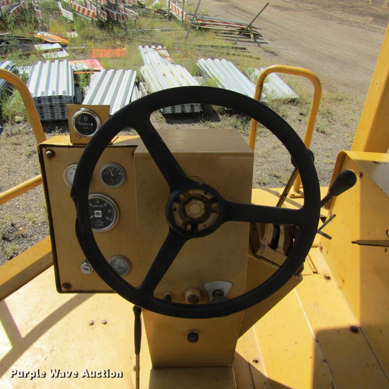 image for item DC0055 1984 Ingersoll Rand SP48 single drum vibratory compactor