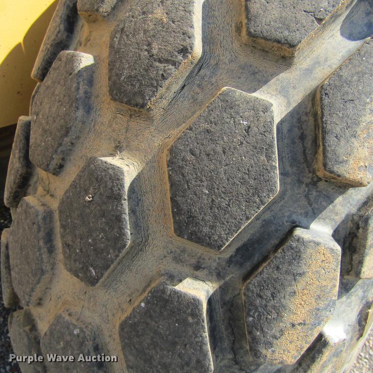 image for item DC0055 1984 Ingersoll Rand SP48 single drum vibratory compactor