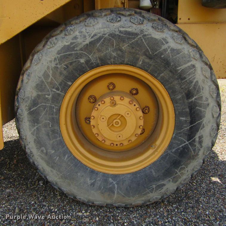 image for item DC0055 1984 Ingersoll Rand SP48 single drum vibratory compactor