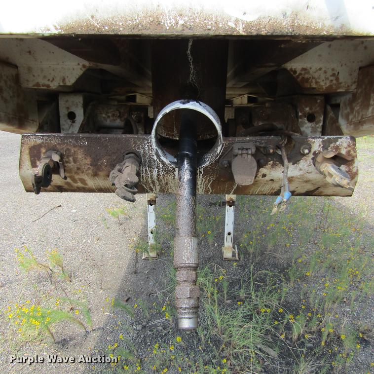 image for item DC0056 2000 Hilbilt 2424HDMT end dump trailer