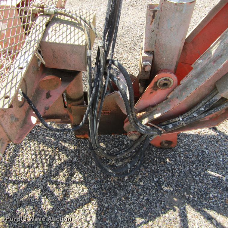 image for item DC0060 1999 JLG 40H boom lift