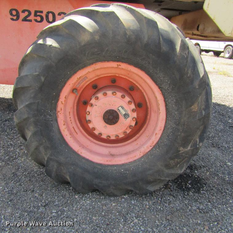 image for item DC0060 1999 JLG 40H boom lift