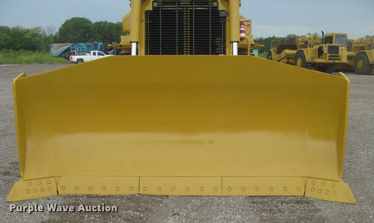image for item DC1286 1997 Caterpillar D7R dozer