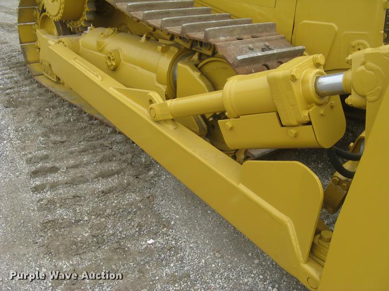 image for item DC1286 1997 Caterpillar D7R dozer