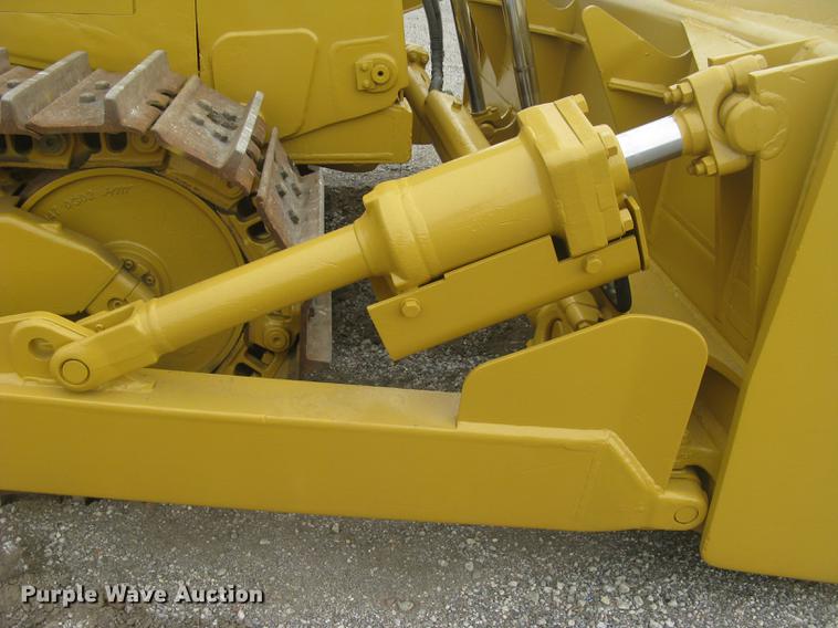 image for item DC1286 1997 Caterpillar D7R dozer