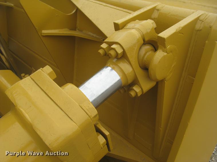 image for item DC1286 1997 Caterpillar D7R dozer