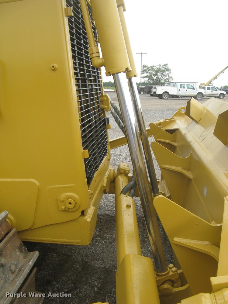 image for item DC1286 1997 Caterpillar D7R dozer