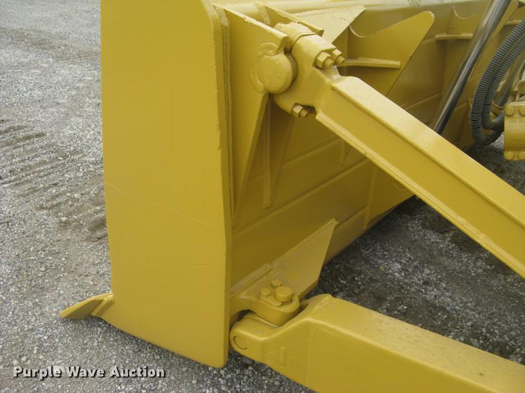 image for item DC1286 1997 Caterpillar D7R dozer