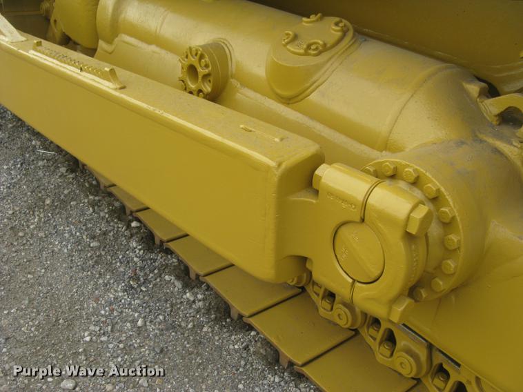 image for item DC1286 1997 Caterpillar D7R dozer