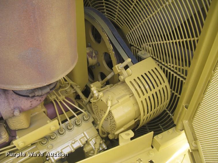 image for item DC1286 1997 Caterpillar D7R dozer