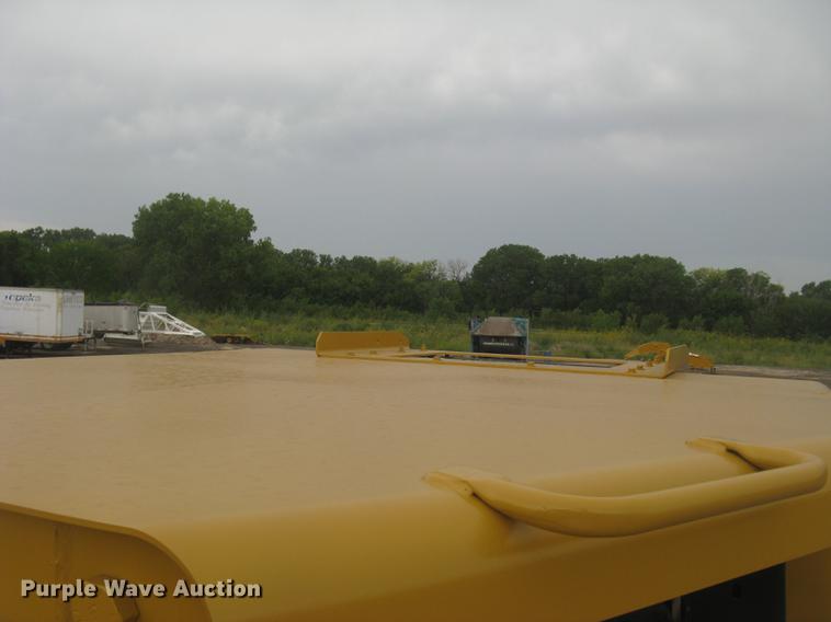 image for item DC1286 1997 Caterpillar D7R dozer