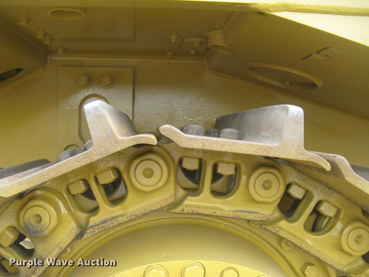 image for item DC1286 1997 Caterpillar D7R dozer