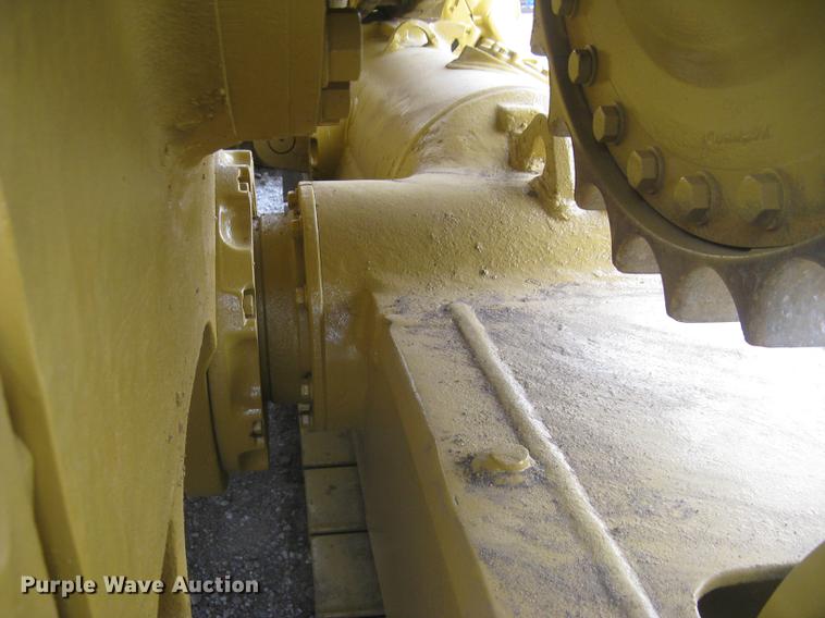 image for item DC1286 1997 Caterpillar D7R dozer