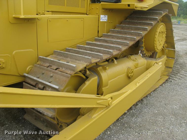 image for item DC1286 1997 Caterpillar D7R dozer