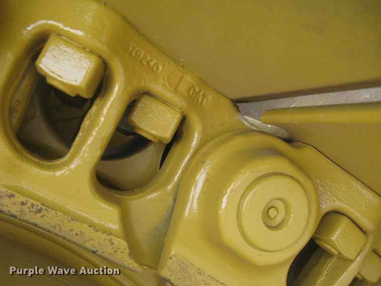 image for item DC1286 1997 Caterpillar D7R dozer