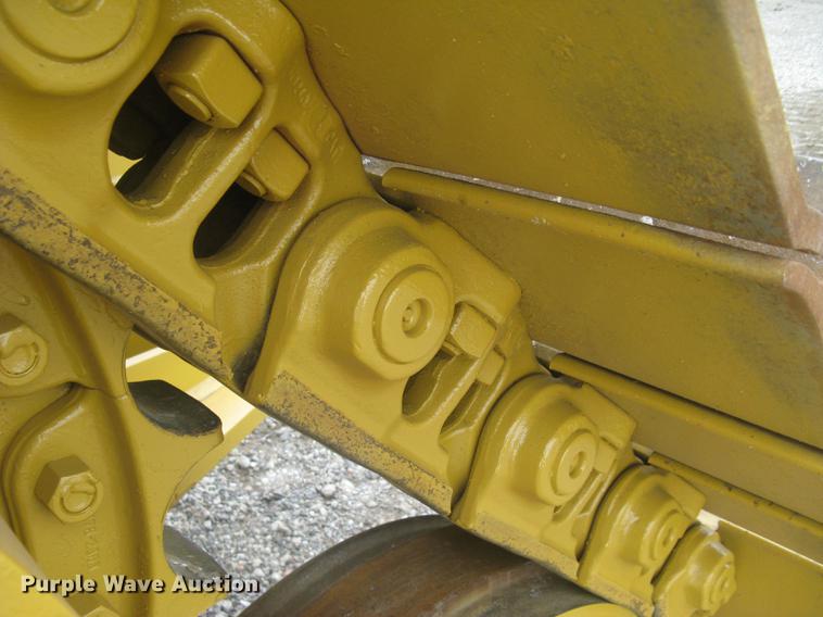image for item DC1286 1997 Caterpillar D7R dozer