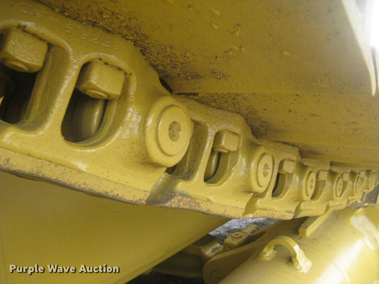 image for item DC1286 1997 Caterpillar D7R dozer