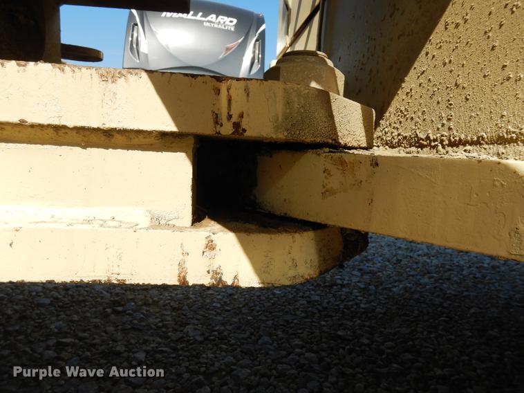 image for item DC5951 2003 Ingersoll Rand DD90 double drum vibratory compactor