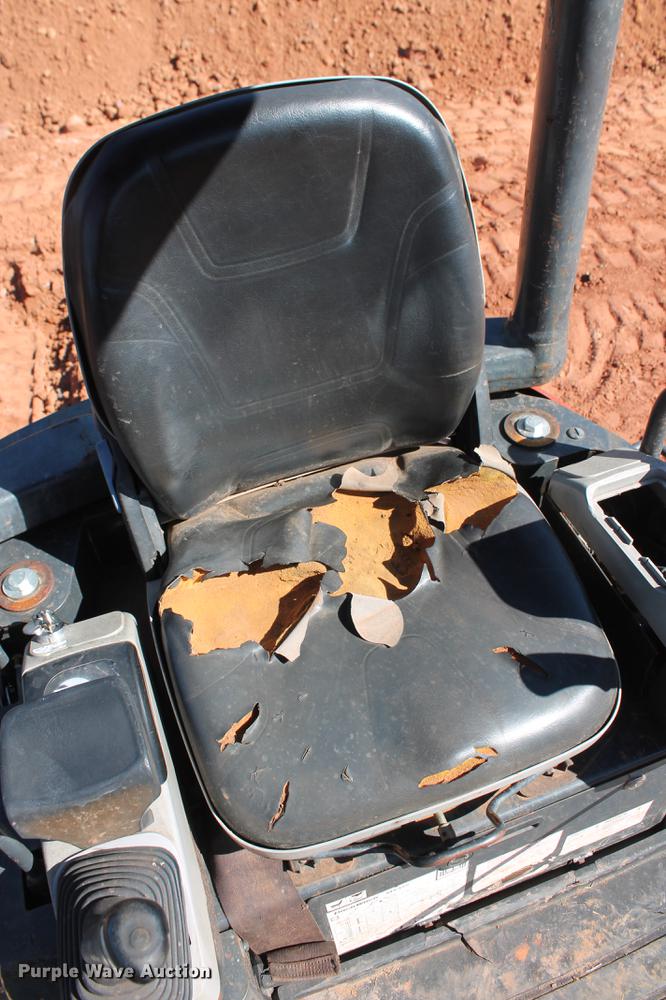 image for item DD3456 2005 Ditch Witch MX352 mini excavator