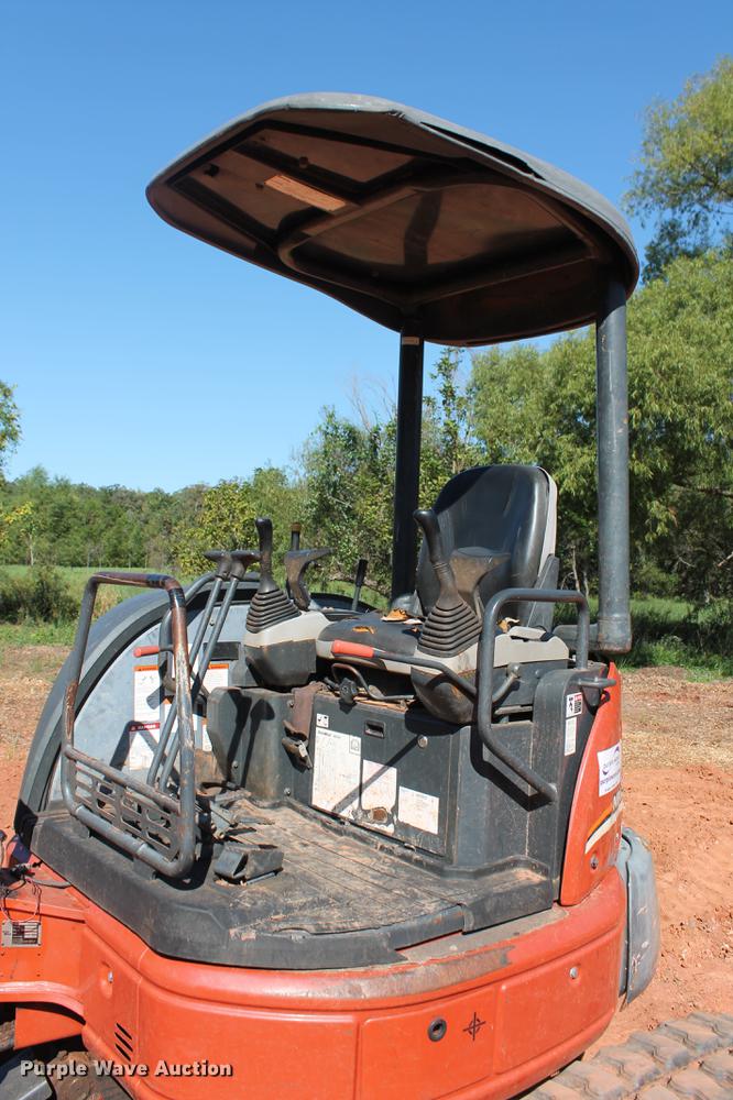 image for item DD3456 2005 Ditch Witch MX352 mini excavator