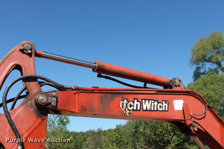 image for item DD3456 2005 Ditch Witch MX352 mini excavator
