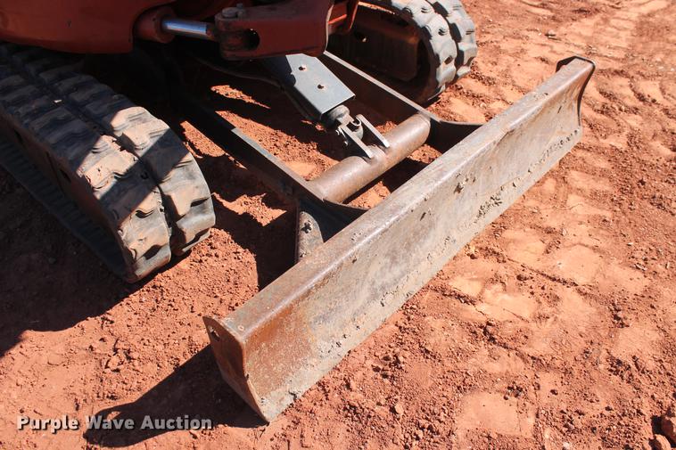 image for item DD3456 2005 Ditch Witch MX352 mini excavator