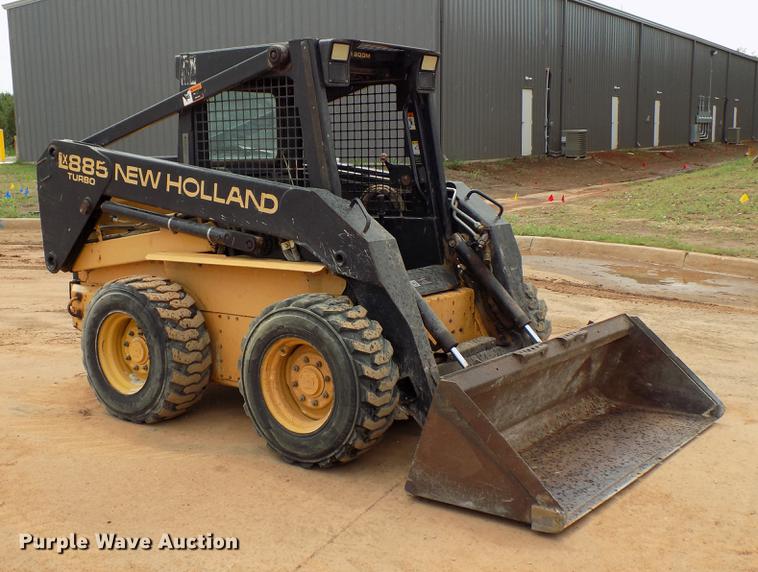 image for item DD5322 1999 New Holland LX885 Turbo skid steer