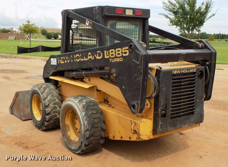image for item DD5322 1999 New Holland LX885 Turbo skid steer