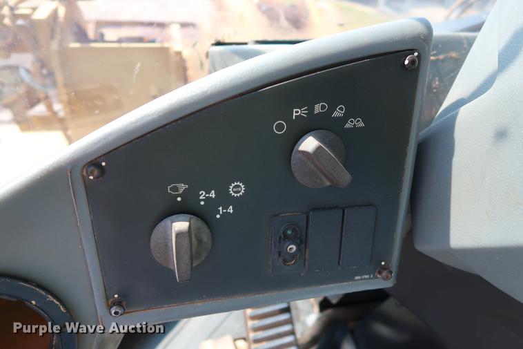 image for item DD5323 2006 Caterpillar 938G Series II wheel loader