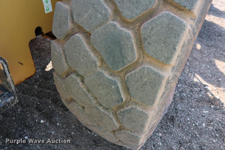 image for item DD5323 2006 Caterpillar 938G Series II wheel loader