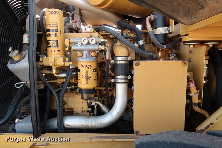 image for item DD5324 2004 Caterpillar 938G Series II wheel loader