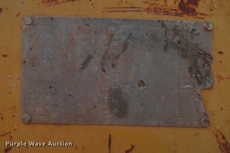 image for item DD5324 2004 Caterpillar 938G Series II wheel loader