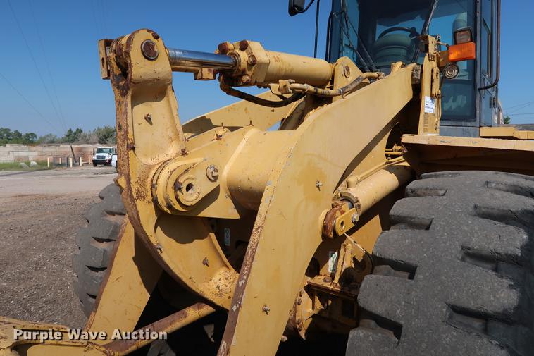 image for item DD5324 2004 Caterpillar 938G Series II wheel loader