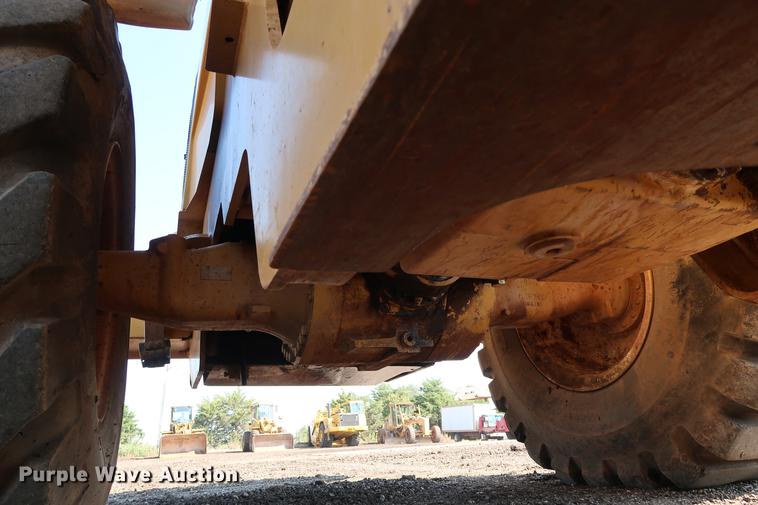 image for item DD5324 2004 Caterpillar 938G Series II wheel loader