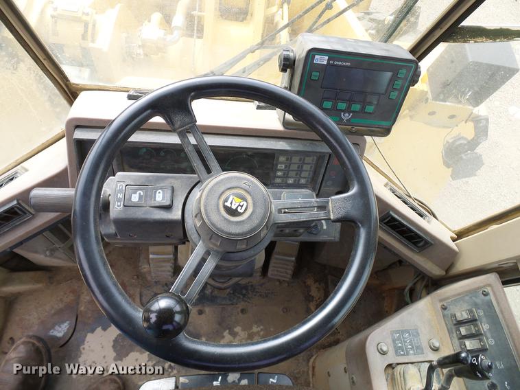 image for item DD5930 1995 Caterpillar 950F Series II wheel loader