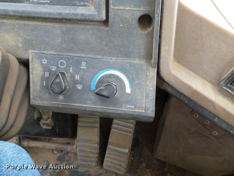 image for item DD5930 1995 Caterpillar 950F Series II wheel loader