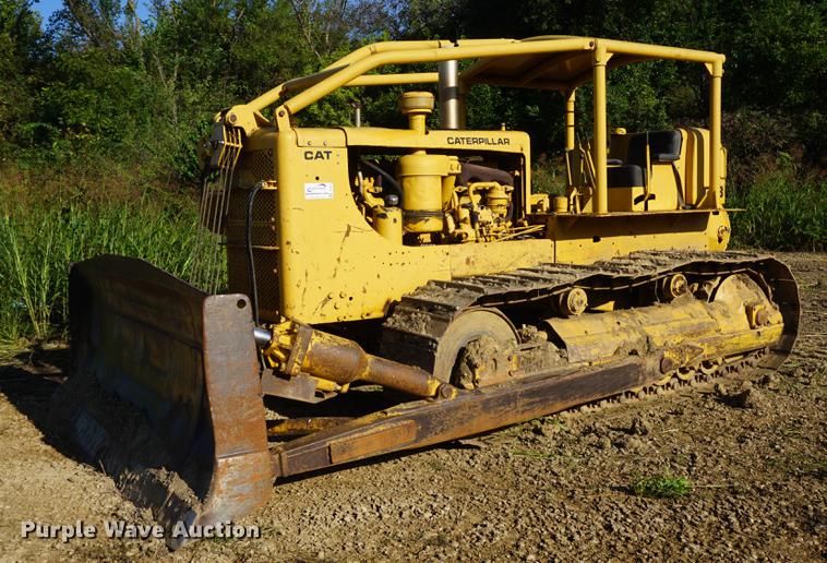 image for item DD6475 Caterpillar D8 dozer