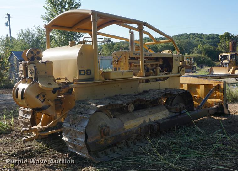 image for item DD6475 Caterpillar D8 dozer