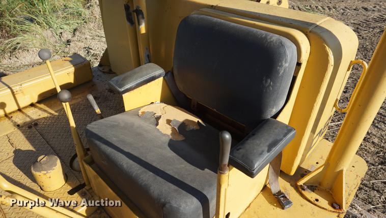 image for item DD6475 Caterpillar D8 dozer