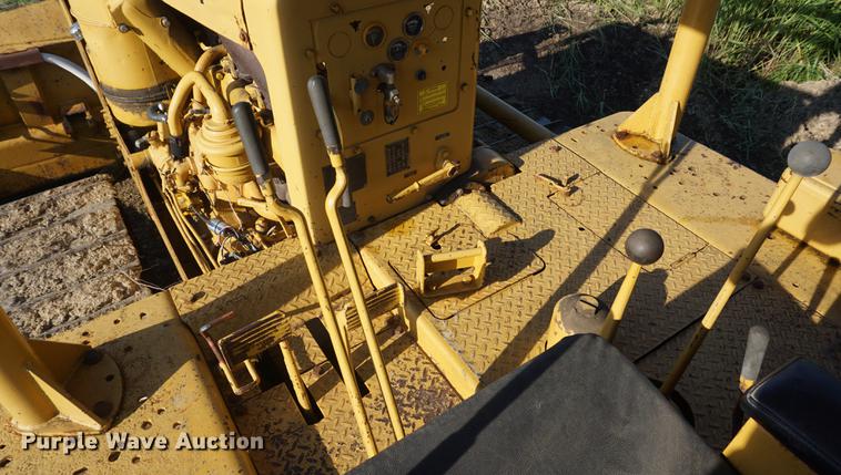 image for item DD6475 Caterpillar D8 dozer