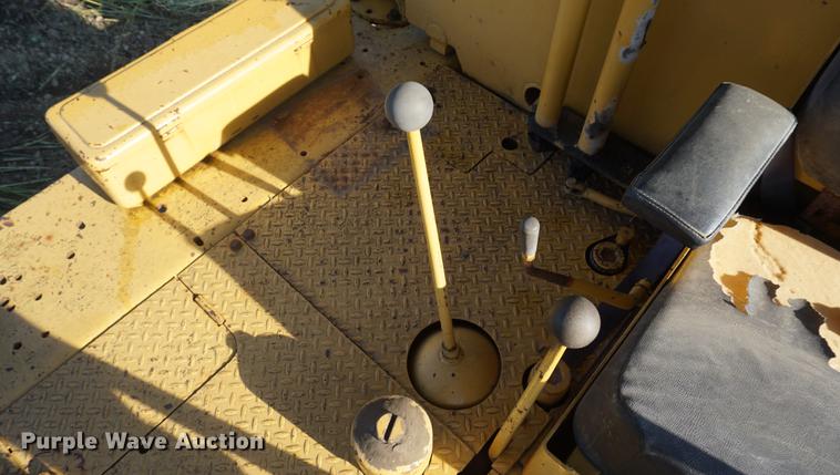 image for item DD6475 Caterpillar D8 dozer