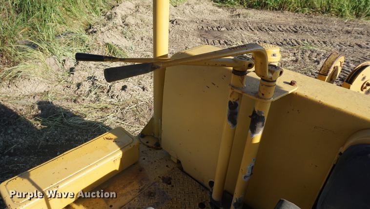 image for item DD6475 Caterpillar D8 dozer