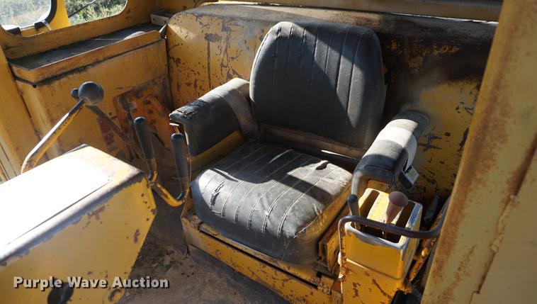 image for item DD6476 1969 Caterpillar D9G dozer