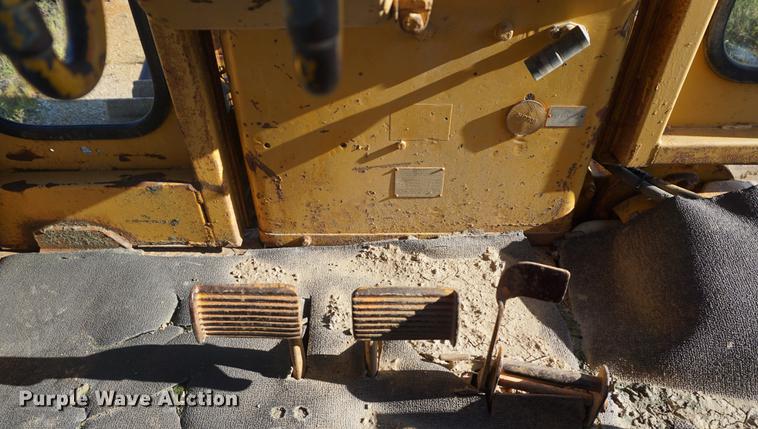 image for item DD6476 1969 Caterpillar D9G dozer